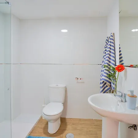 Rosita En Playa De La Malagueta Con Terraza Lägenhet